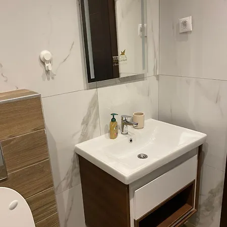 Titova - Golden Peak Zlatibor